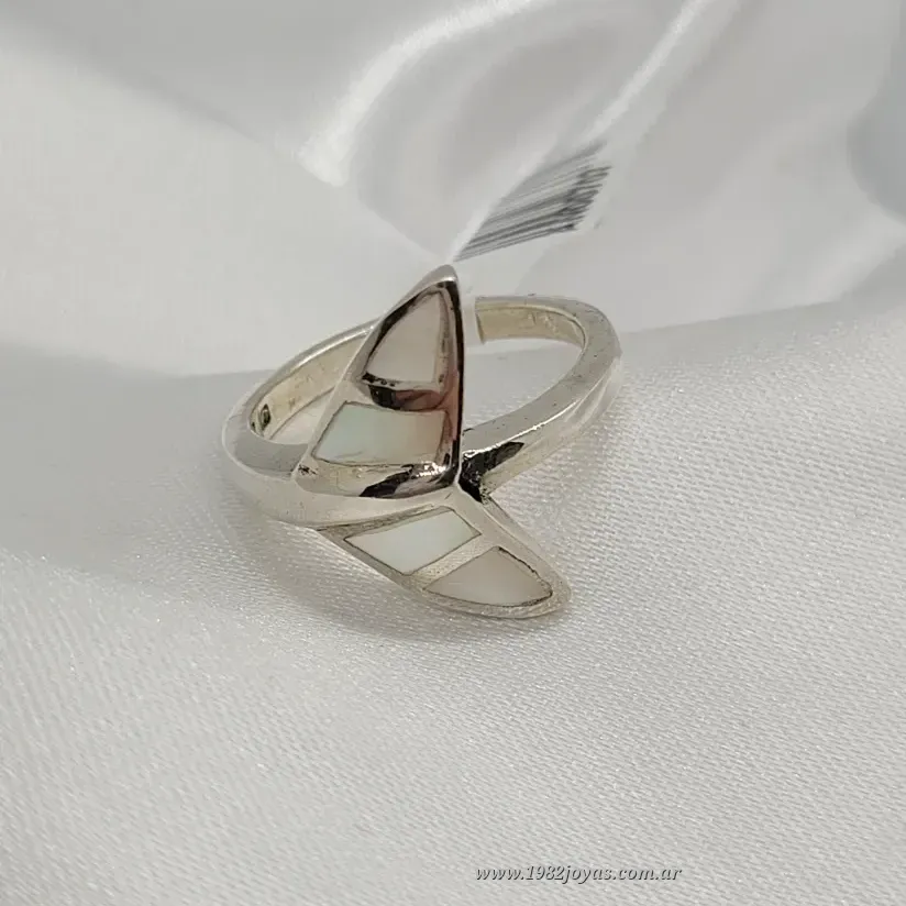 Anillo cola store de ballena